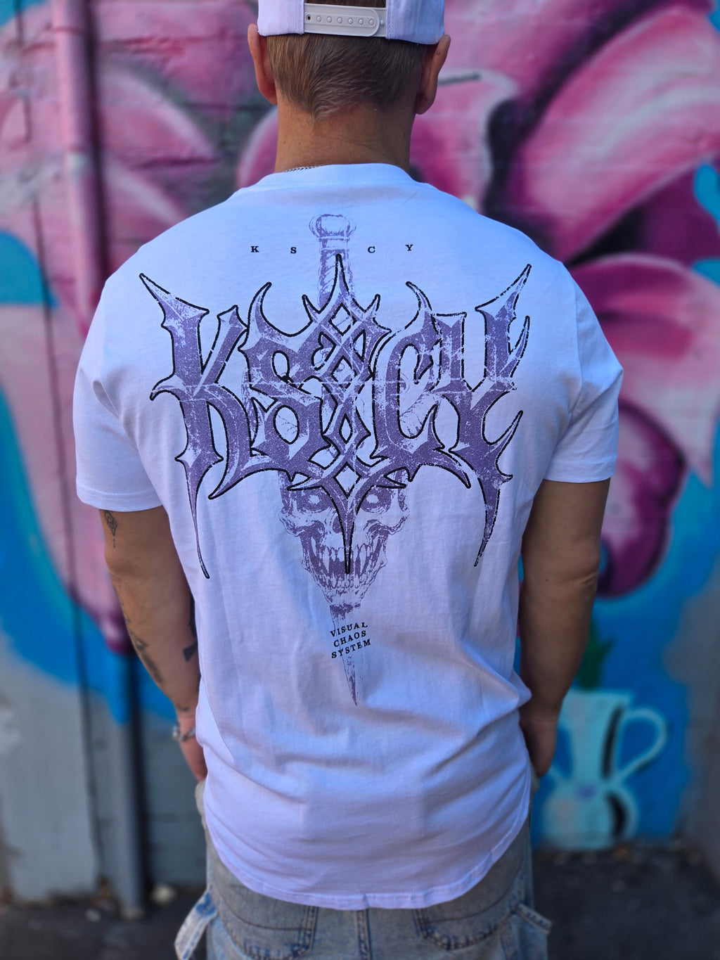 Shackles Duel Curved Tee